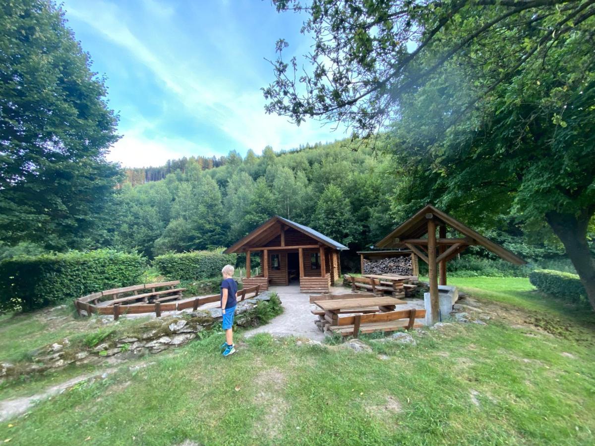 DAS Schmallenberger Ferienhaus - komfortabel - urig - traumhafte Lage Exterior foto